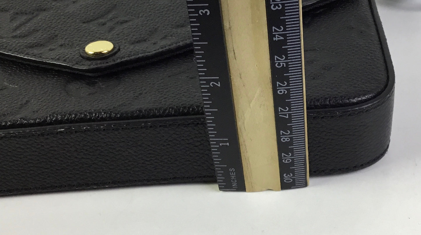 Crossbody Luxury Designer By Louis Vuitton In Black, Size:Small