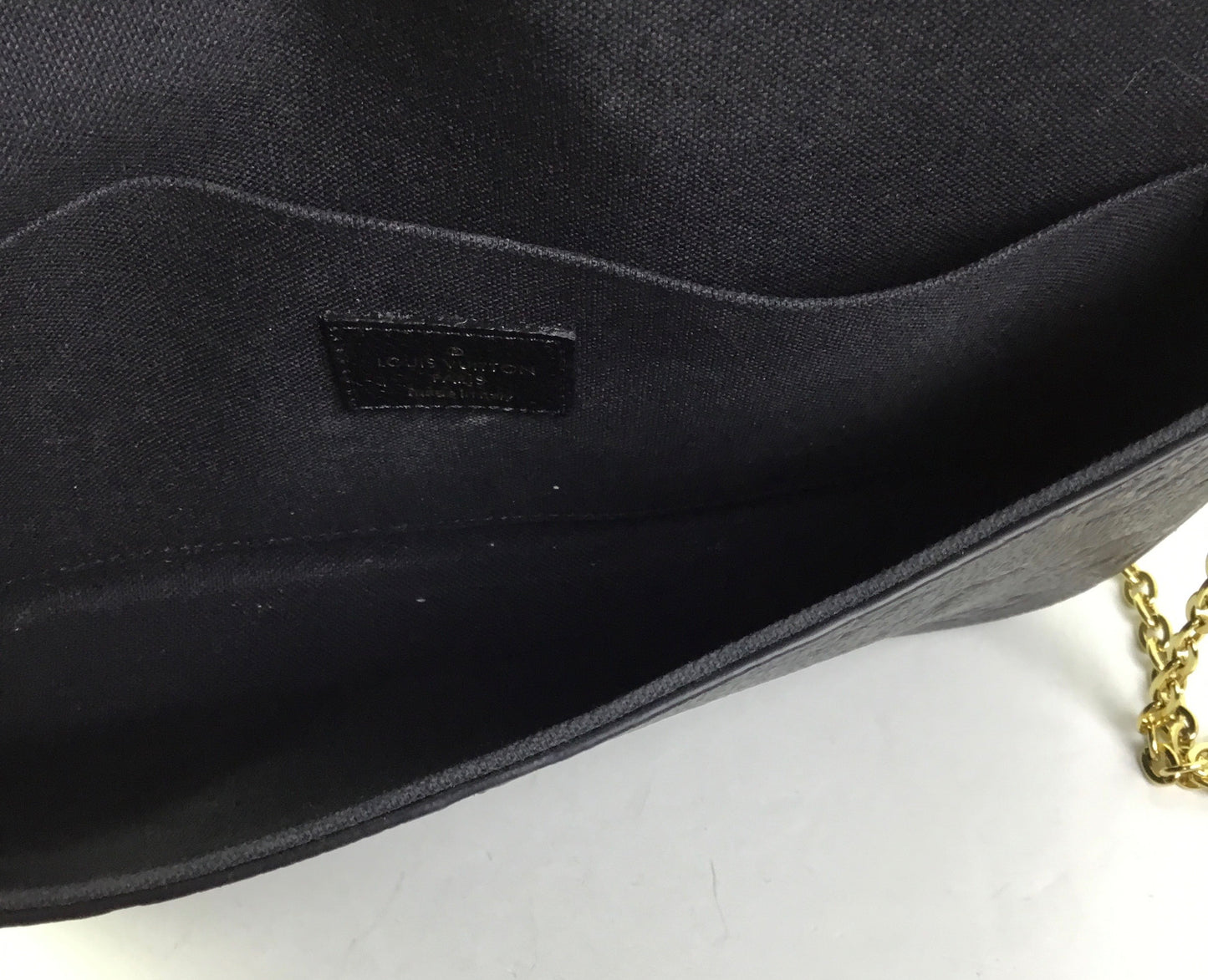 Crossbody Luxury Designer By Louis Vuitton In Black, Size:Small