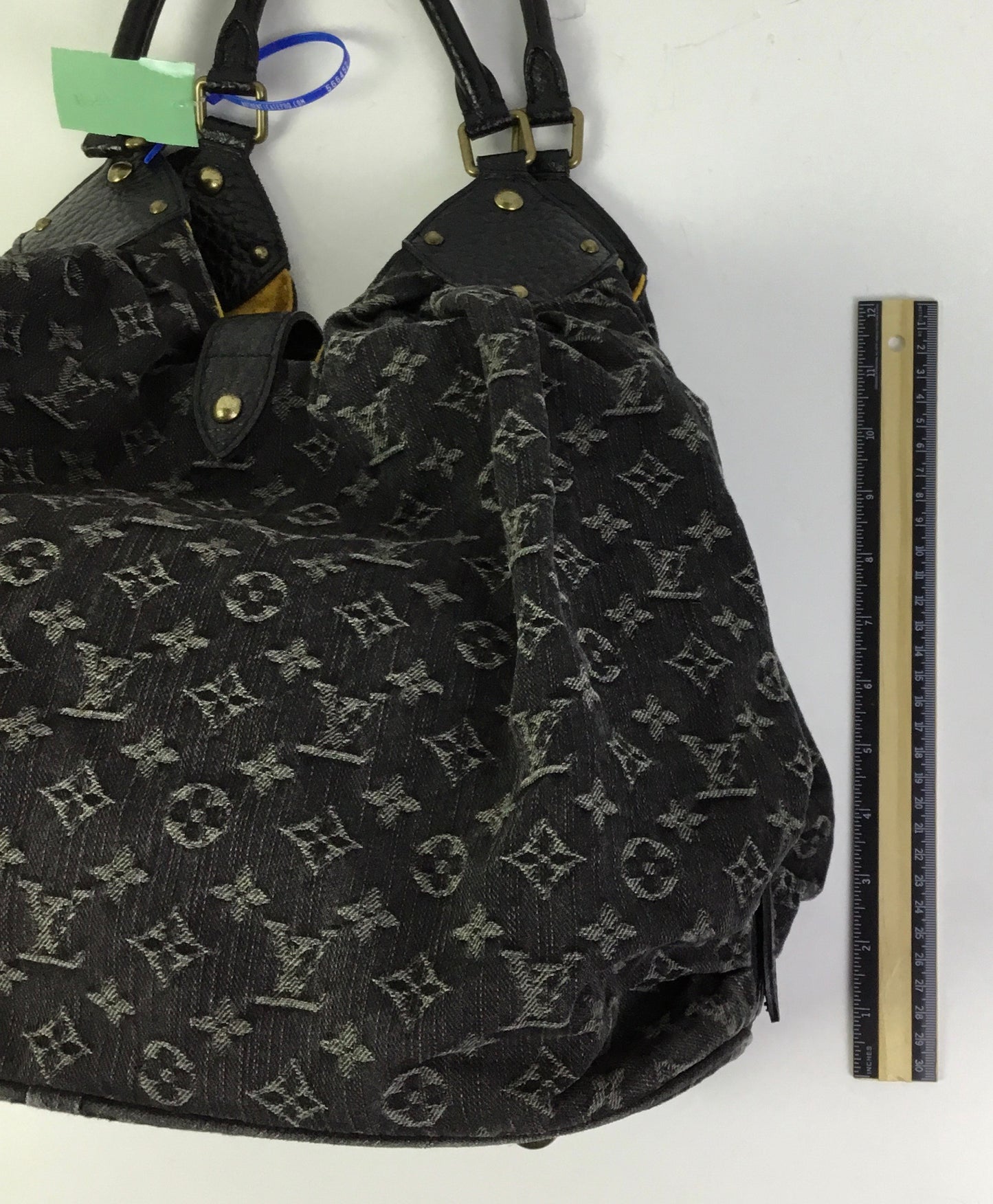 Handbag Luxury Designer By Louis Vuitton In Black, Size:Large