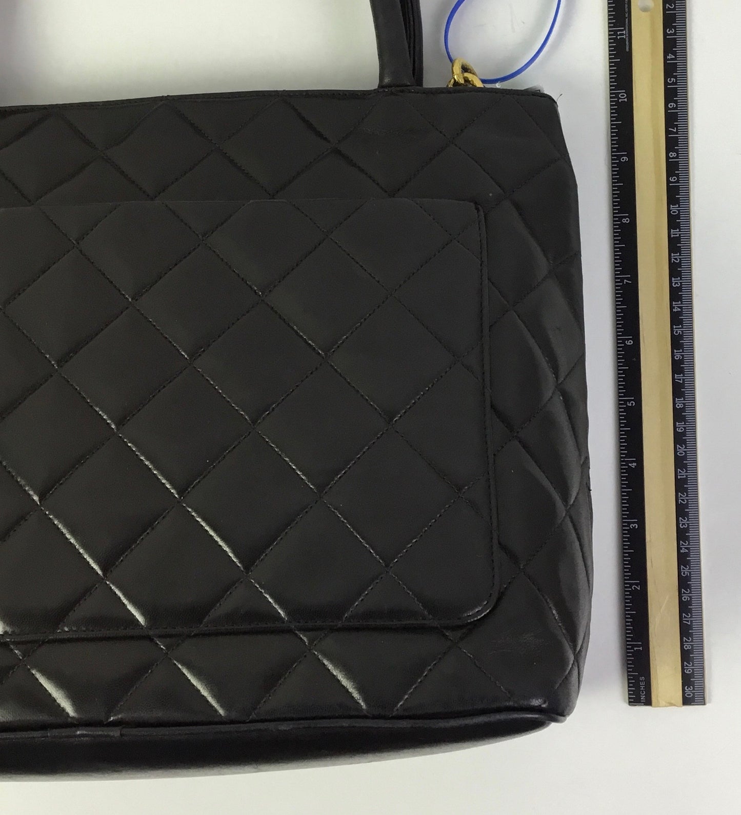 Handbag Luxury Designer By Chanel In Black, Size:Medium