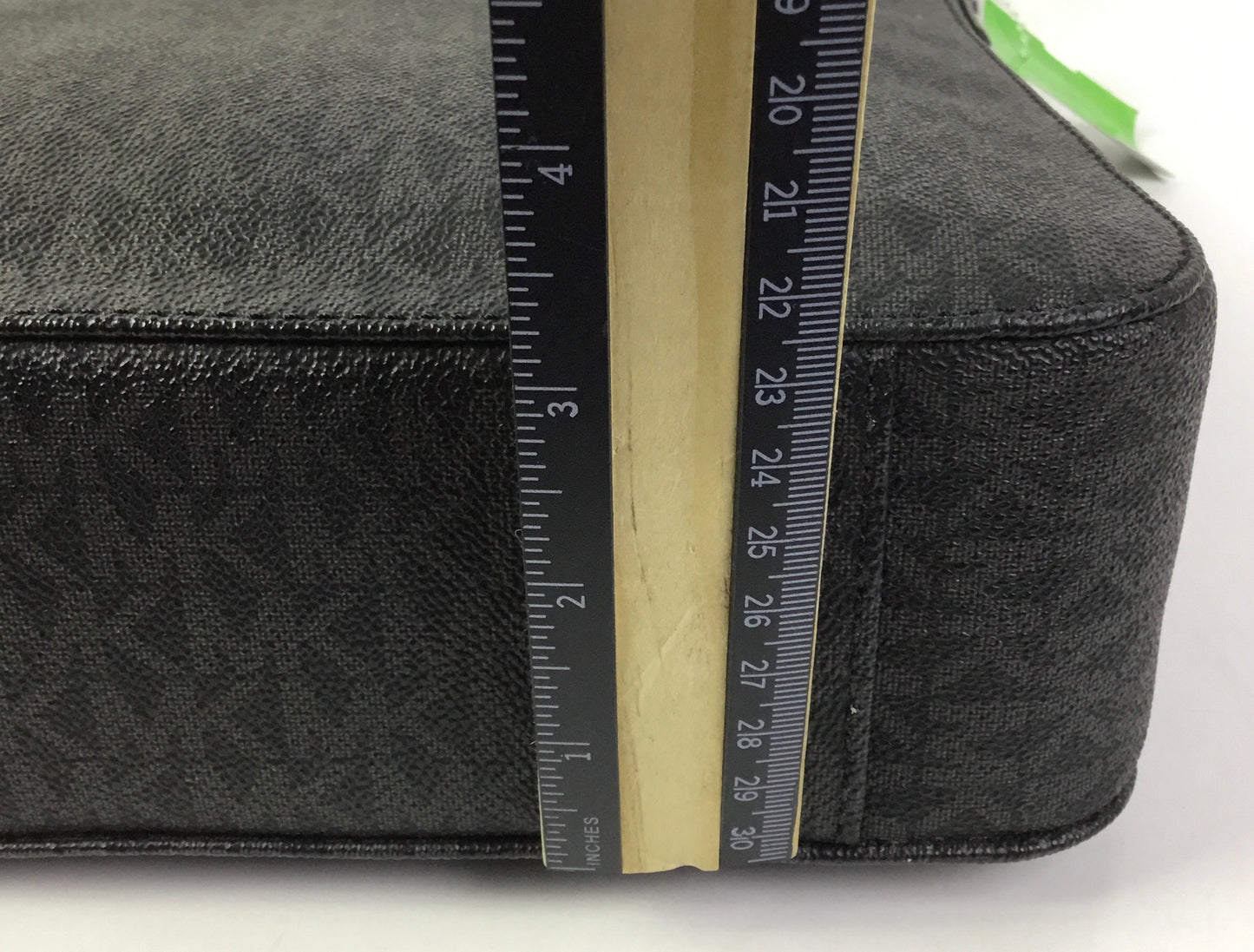 Crossbody Designer By Michael Kors In Black, Size:Medium