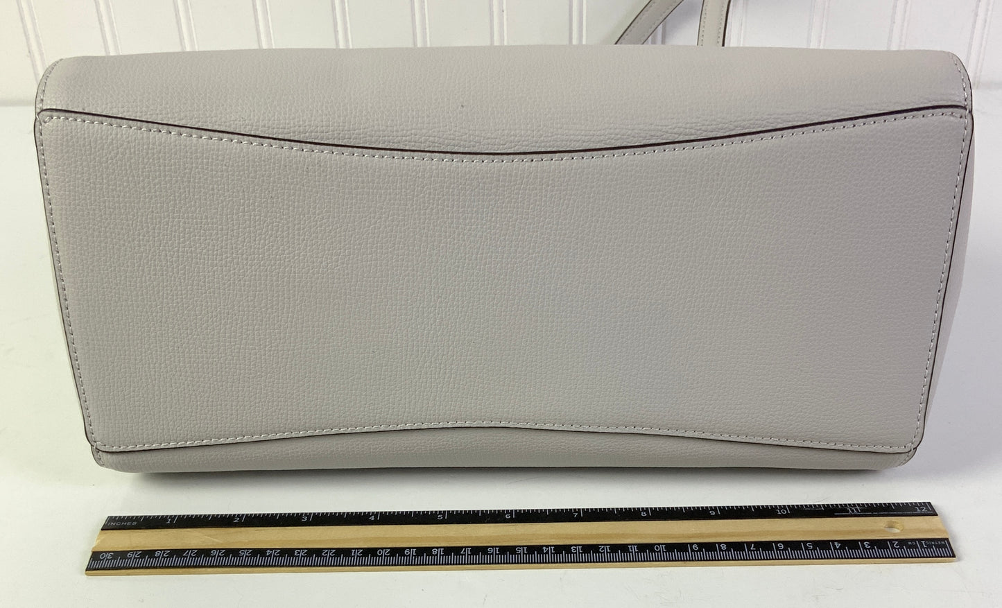Handbag Designer By Kate Spade In Ivory, Size:Medium