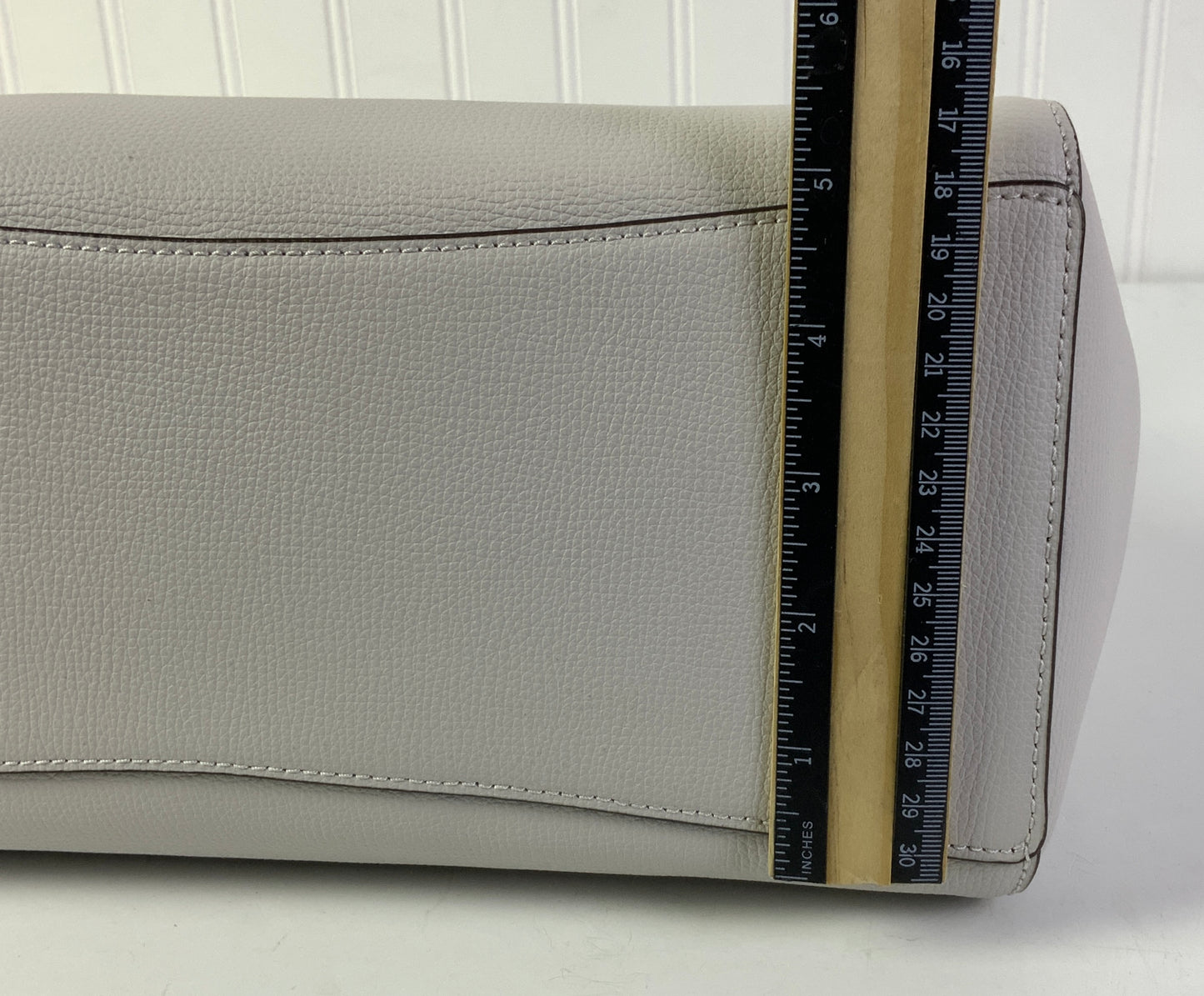 Handbag Designer By Kate Spade In Ivory, Size:Medium