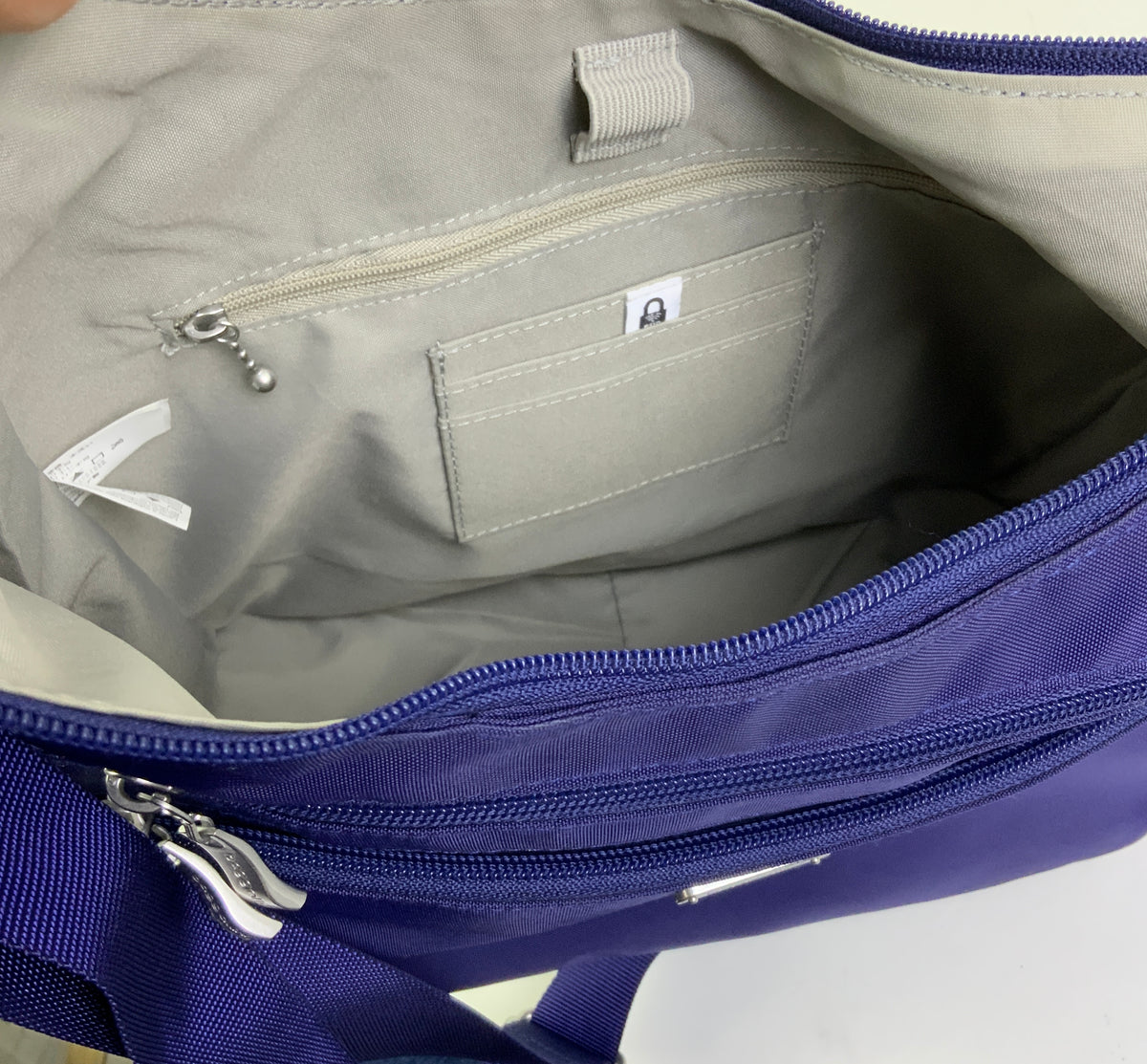 Crossbody By Baggallini, Size: Medium